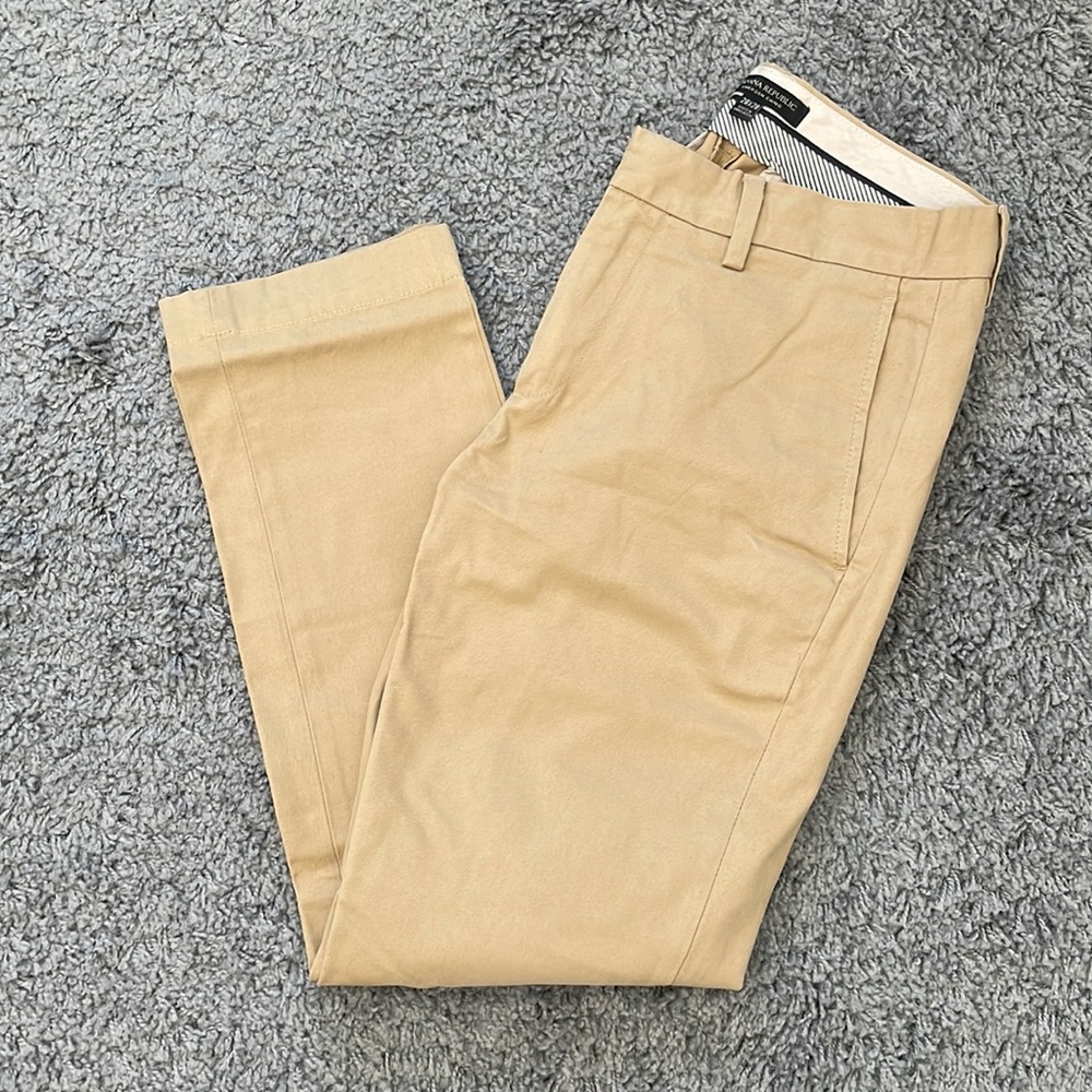 2 Pairs of Banana Republic (Emerson Straight Fit) - Size 28W x 28L